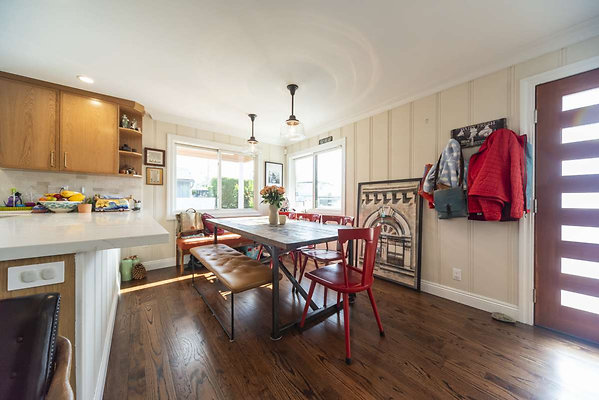 10623 dining 1