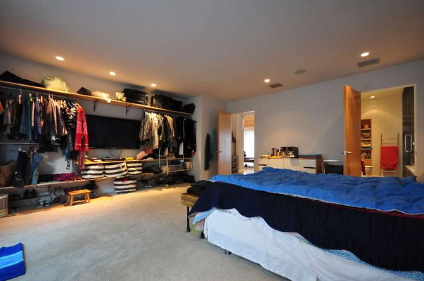 9568 bed 4