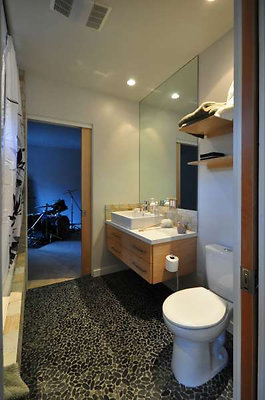 9568 bath 5