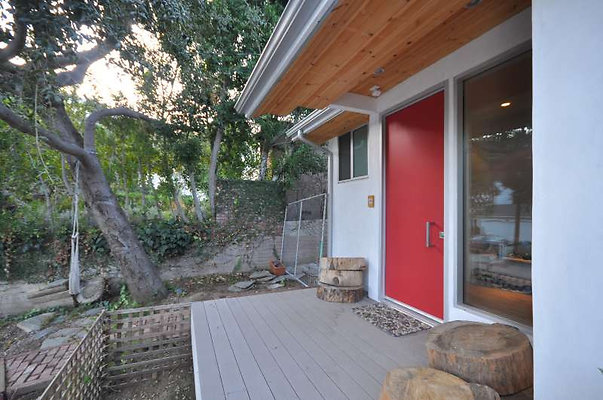 9568 porch 2