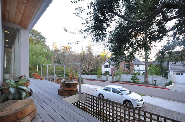 9568 porch 1