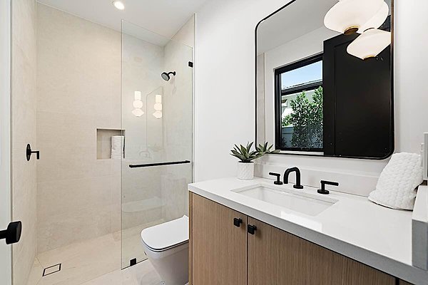 13967 bath 7