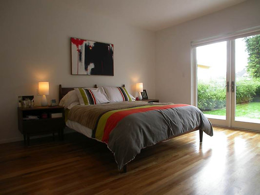 8369 bed 1