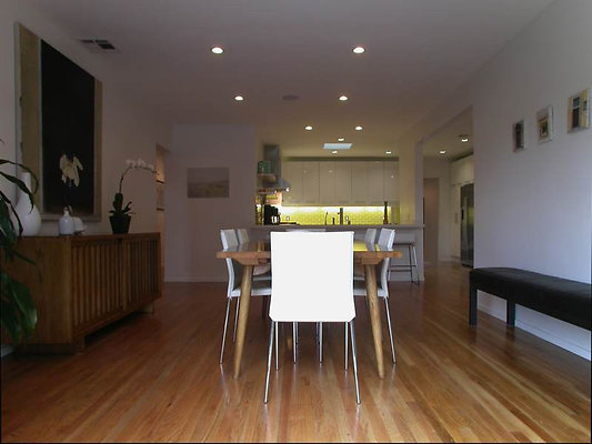 8369 dining 4