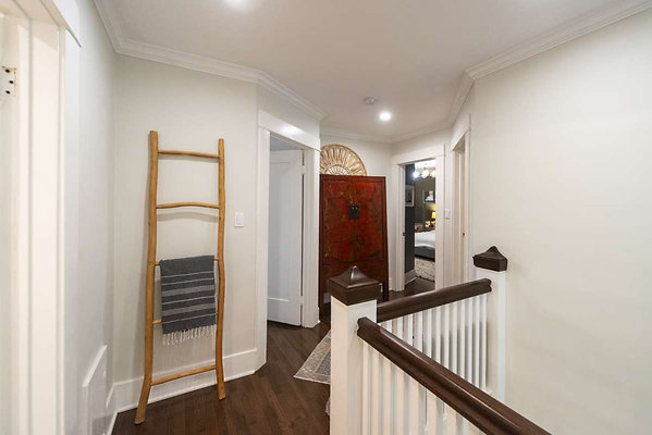 8912 stairs 3