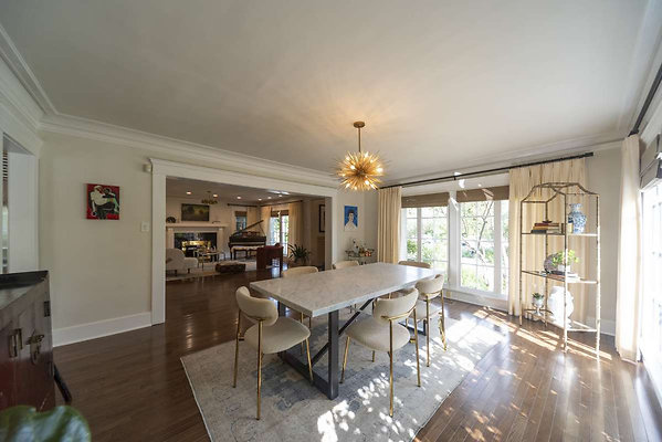 8912 dining 2