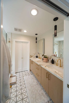 8912 bath 4