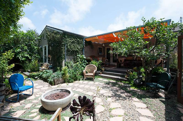10454 patio 6