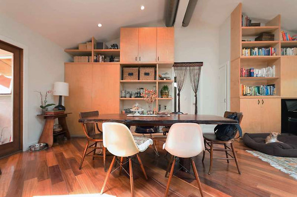 10454 dining 5