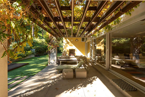 13000 patio 1