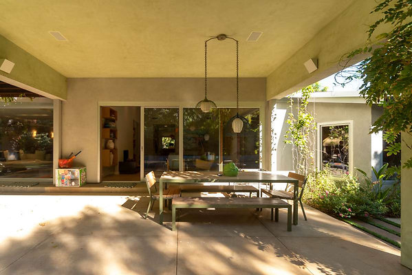 13000 patio 4