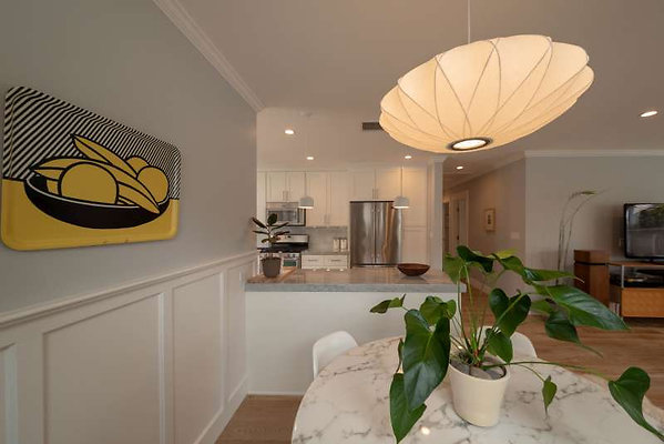 11683 dining 4