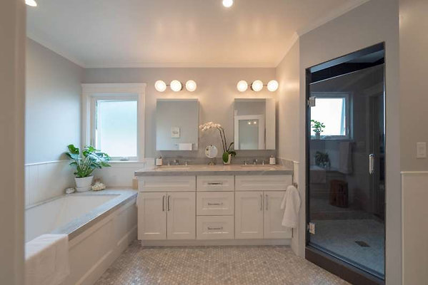 11683 bath 1