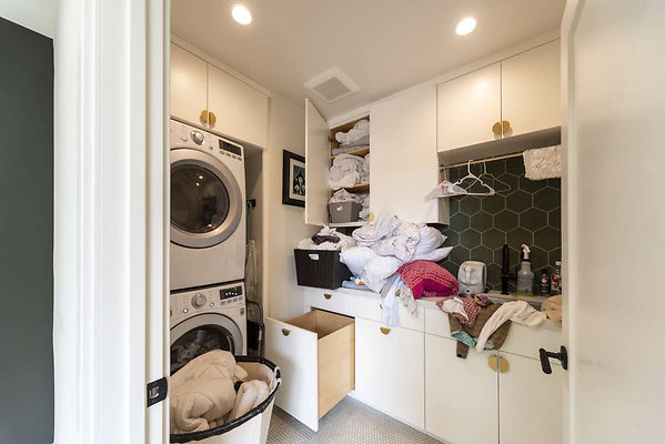 13660 laundry 1