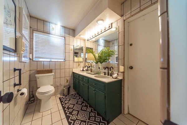 13986 bath 9