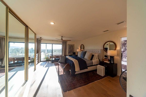 13986 bed 2