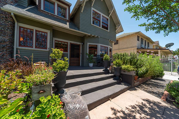 13417 porch 2