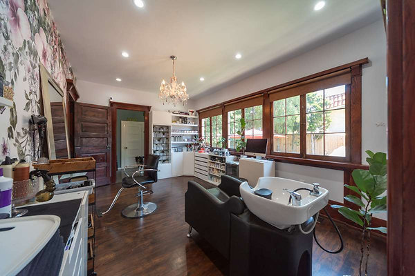 13417 salon 1