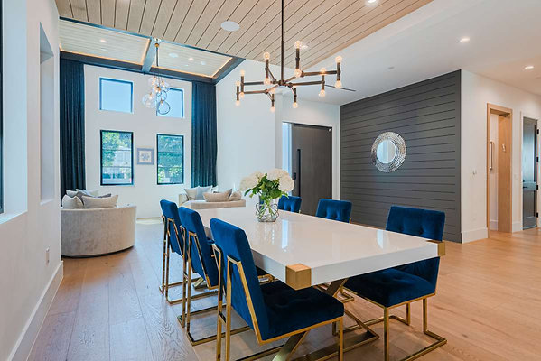 13197 dining 3