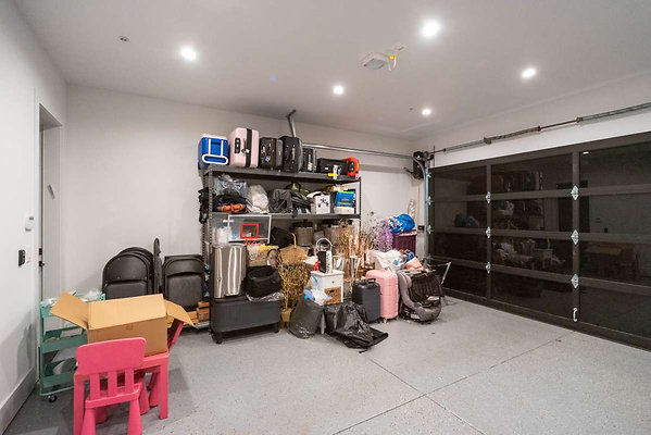 13197 garage 1