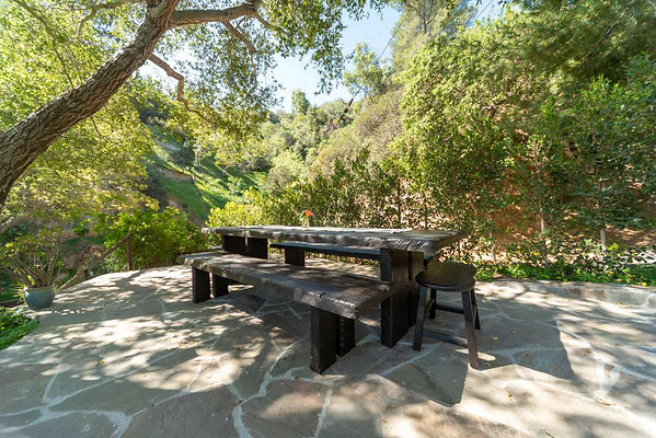12668 patio 4