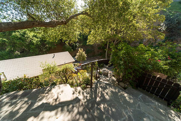 12668 patio 6