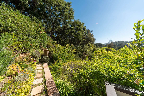 12668 garden 2