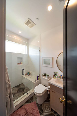 13292 bath 8