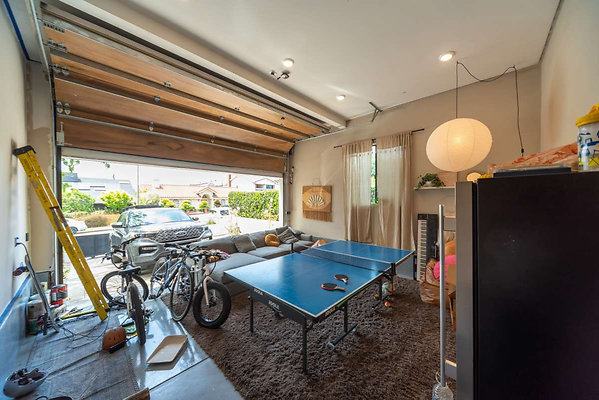 13292 garage 1