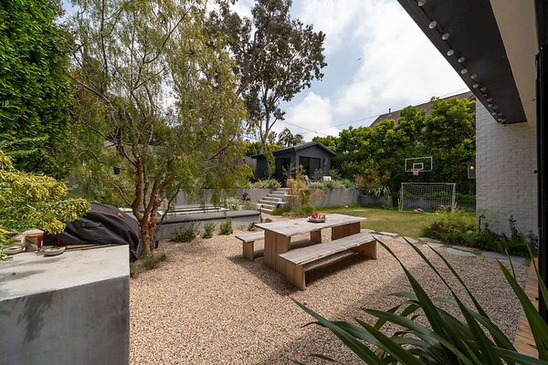 13292 patio 2
