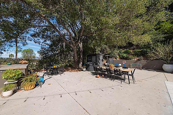 12254 patio 3