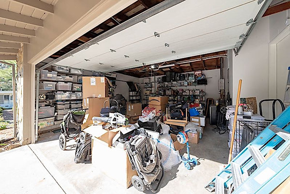 12254 garage 3