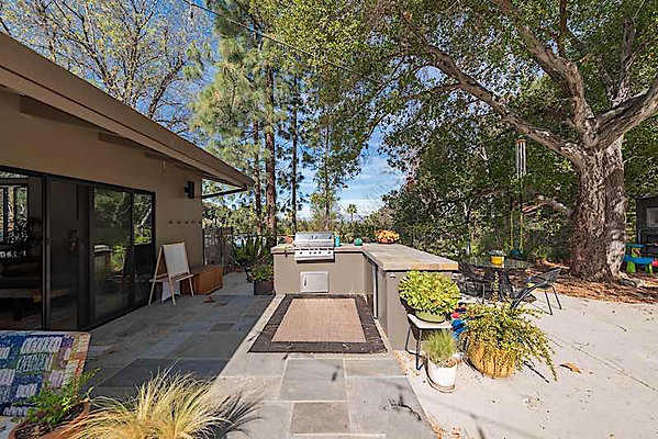 12254 patio 5