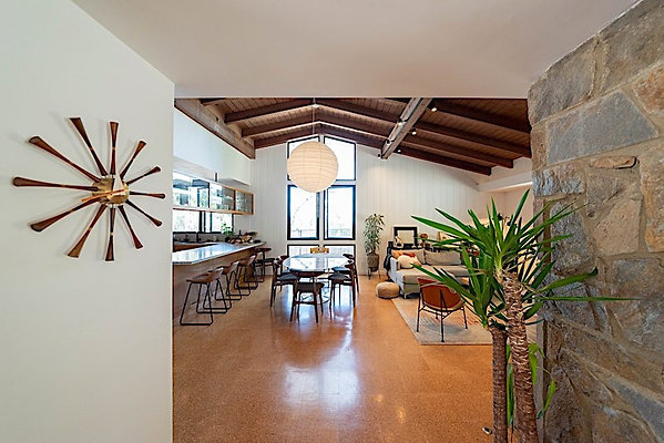 12254 dining 1