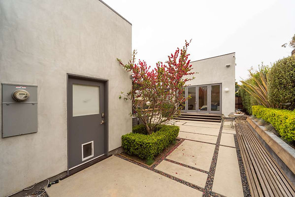 13285 side 1