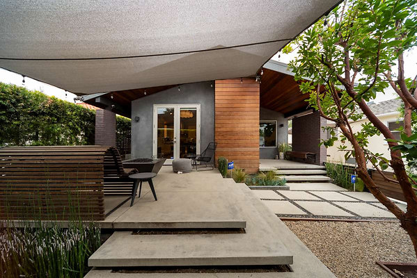 13285 patio 2