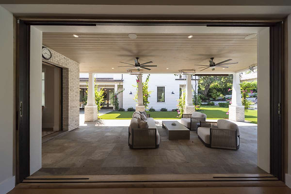 13436 patio 7