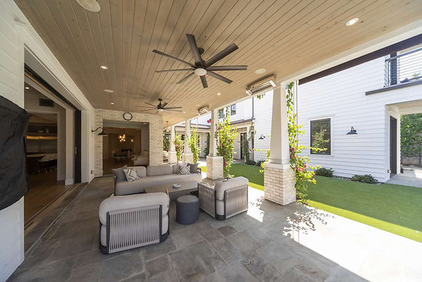 13436 patio 8