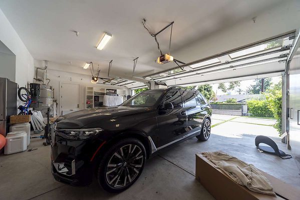 13436 garage 3