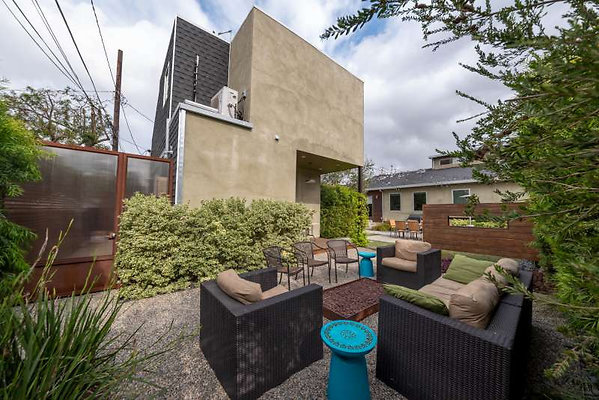 6042 patio 7