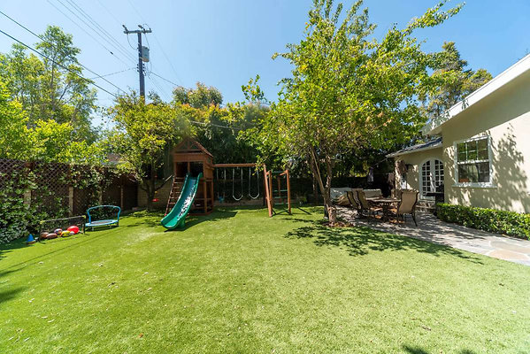 12756 treehouse 1