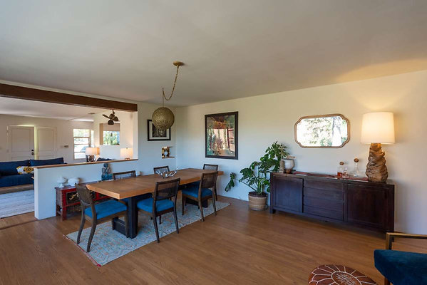 12922 dining 3