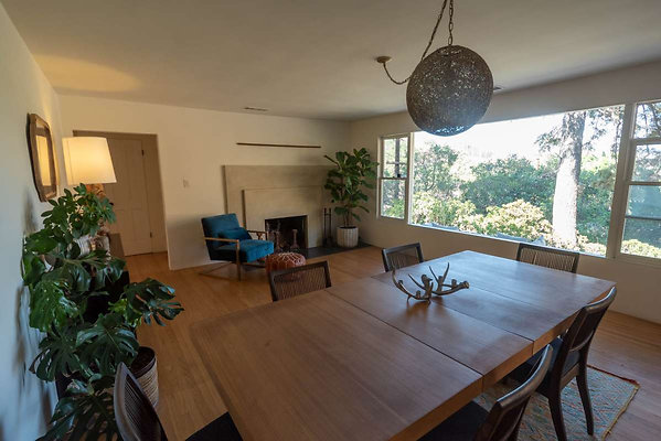 12922 dining 5
