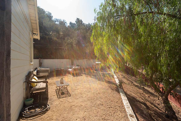 12922 patio 4