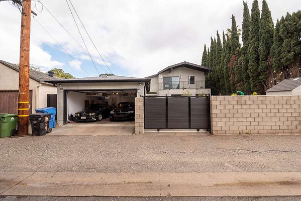 11993 garage 3