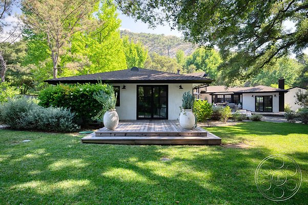 modern-farmhouse-6-73