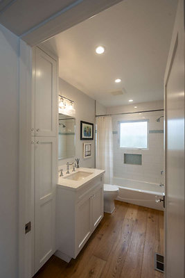 13654 bath 4