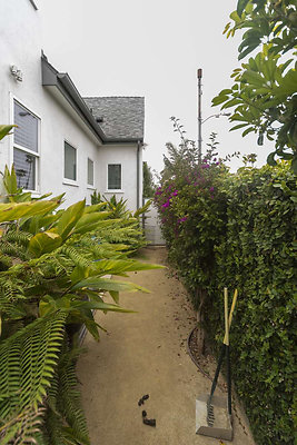 13654 garden 1