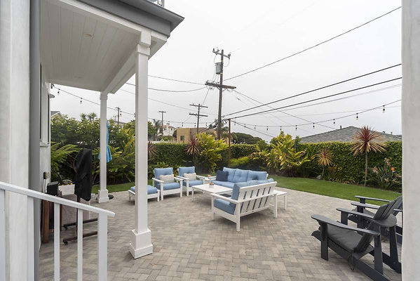 13654 patio 1