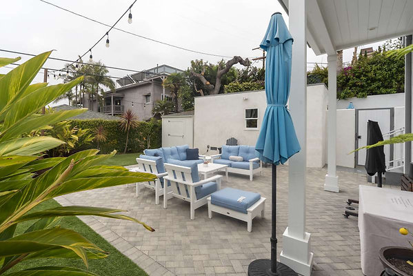 13654 patio 2